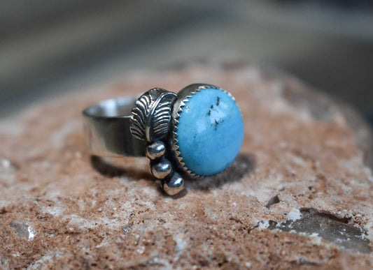 Sterling Silver Blue Matrix Kingman Turquoise Navajo Feather ring, Size 7.5