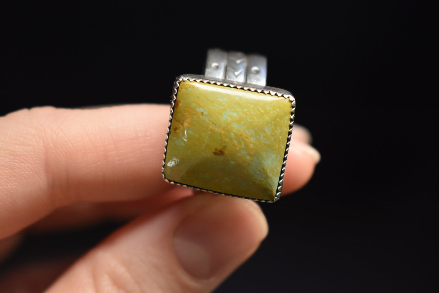 Sterling Silver Green/Gold cripple creek Navajo Turquoise ring, Size 10.5
