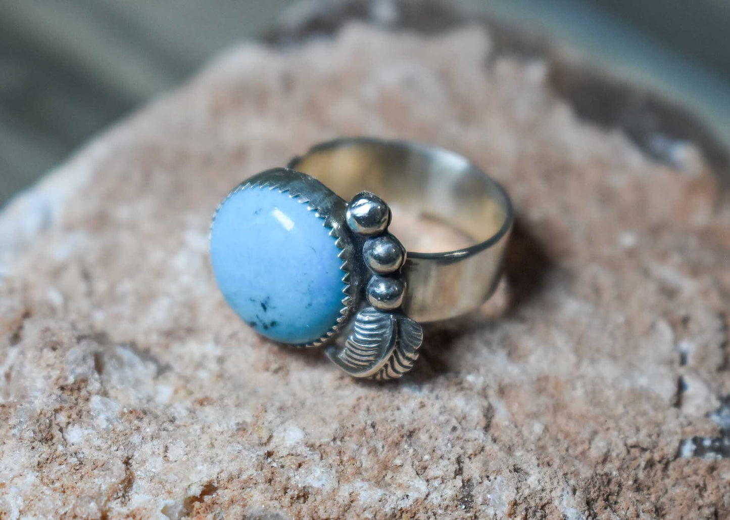 Sterling Silver Blue Matrix Kingman Turquoise Navajo Feather ring, Size 7.5