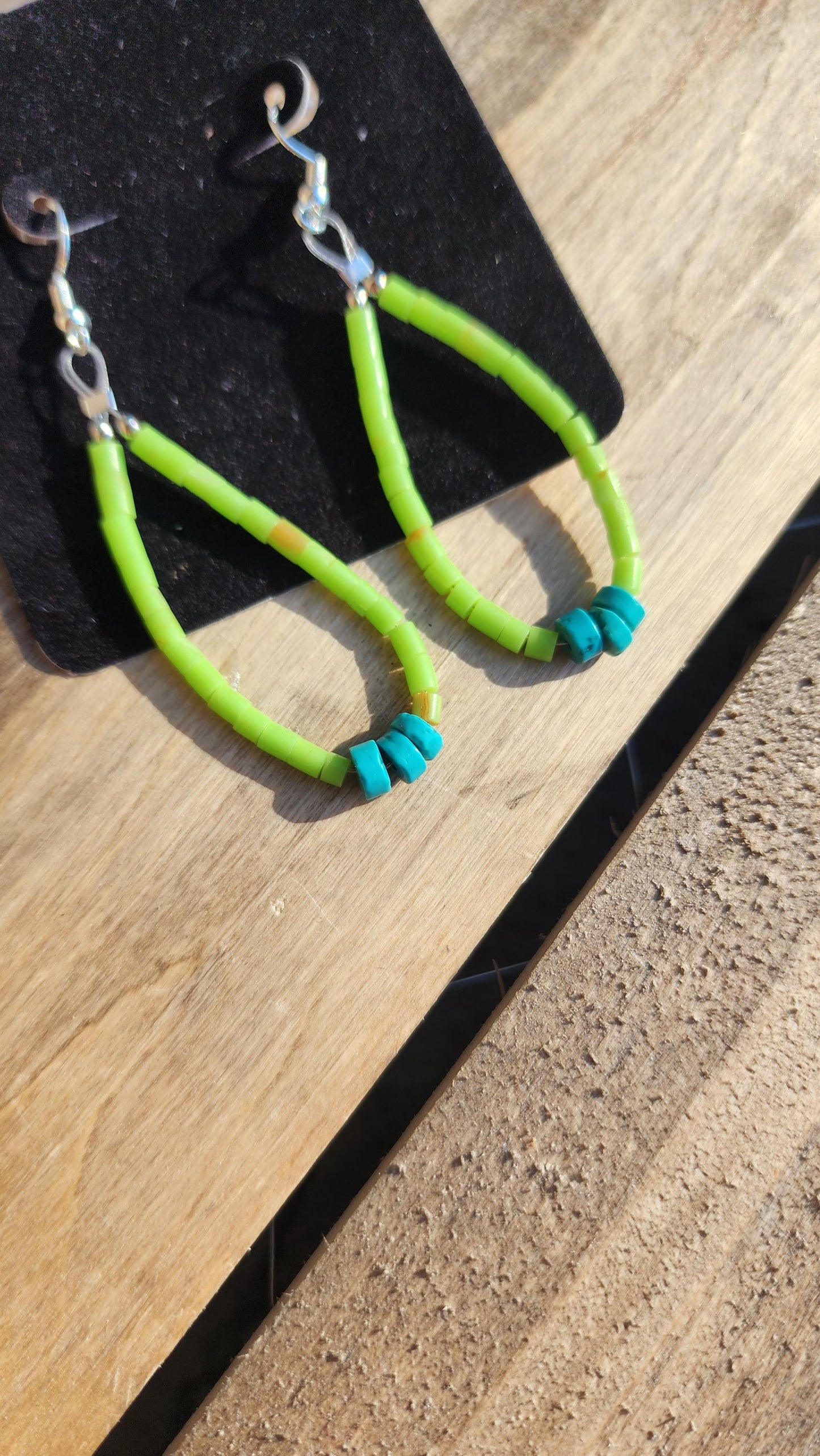 Kingman Turquoise and green synthetic heishi beaded earrings