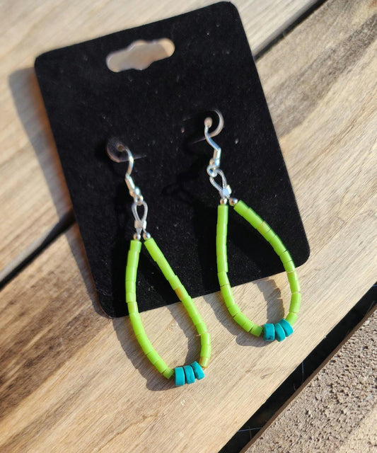 Kingman Turquoise and green synthetic heishi beaded earrings