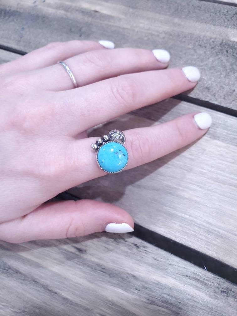 Sterling Silver Blue Matrix Kingman Turquoise Navajo Feather ring, Size 7.5