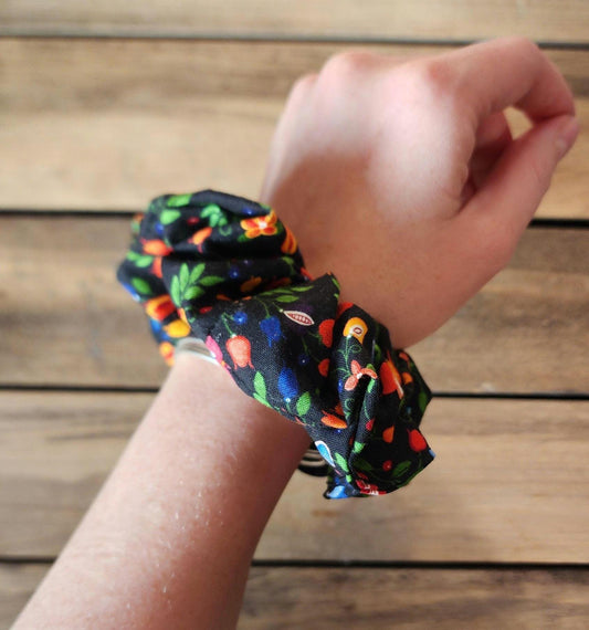 Black regalia floral scrunchie