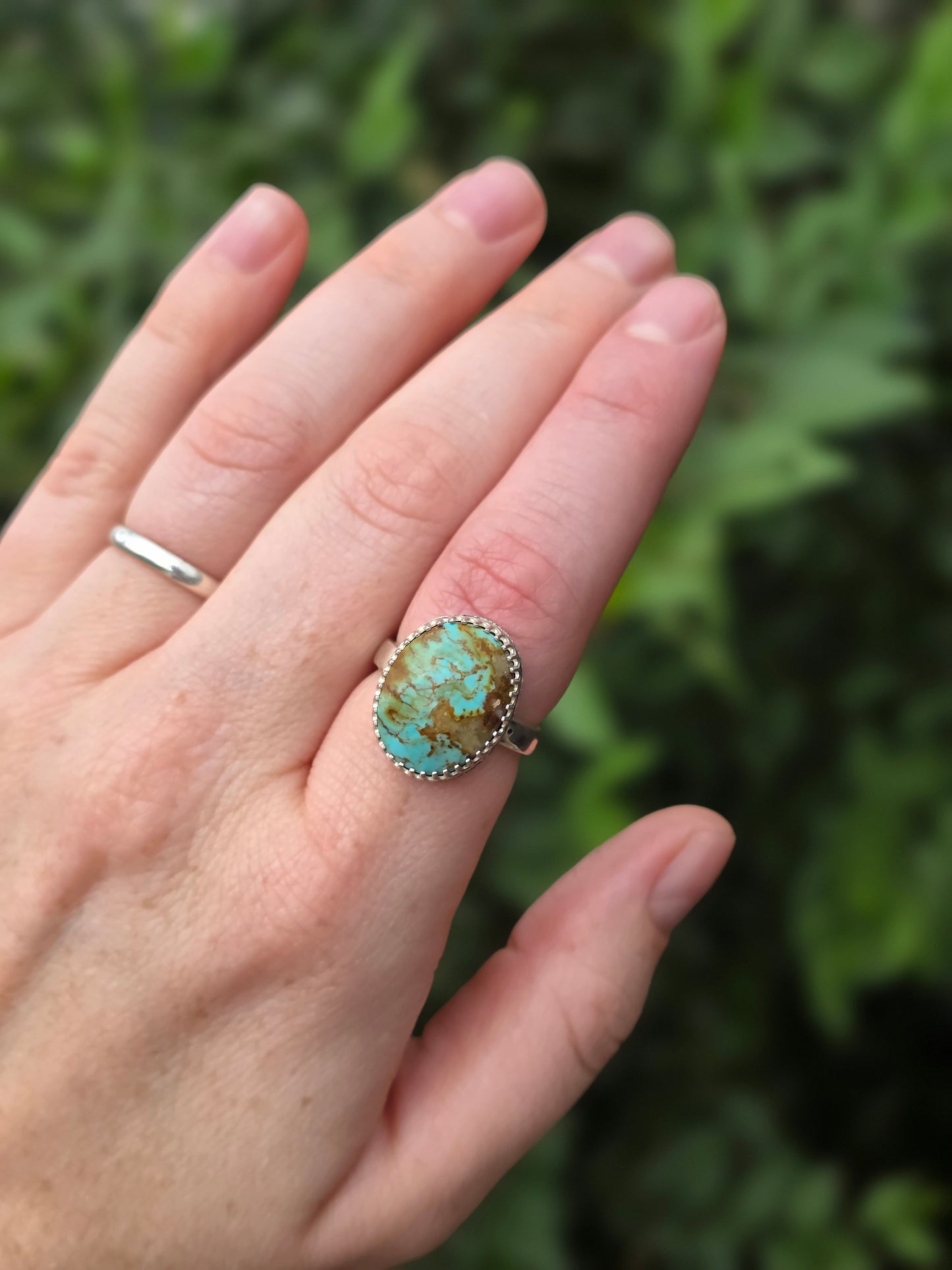 Sterling Silver Kingman Turquoise Navajo ring, Size 7