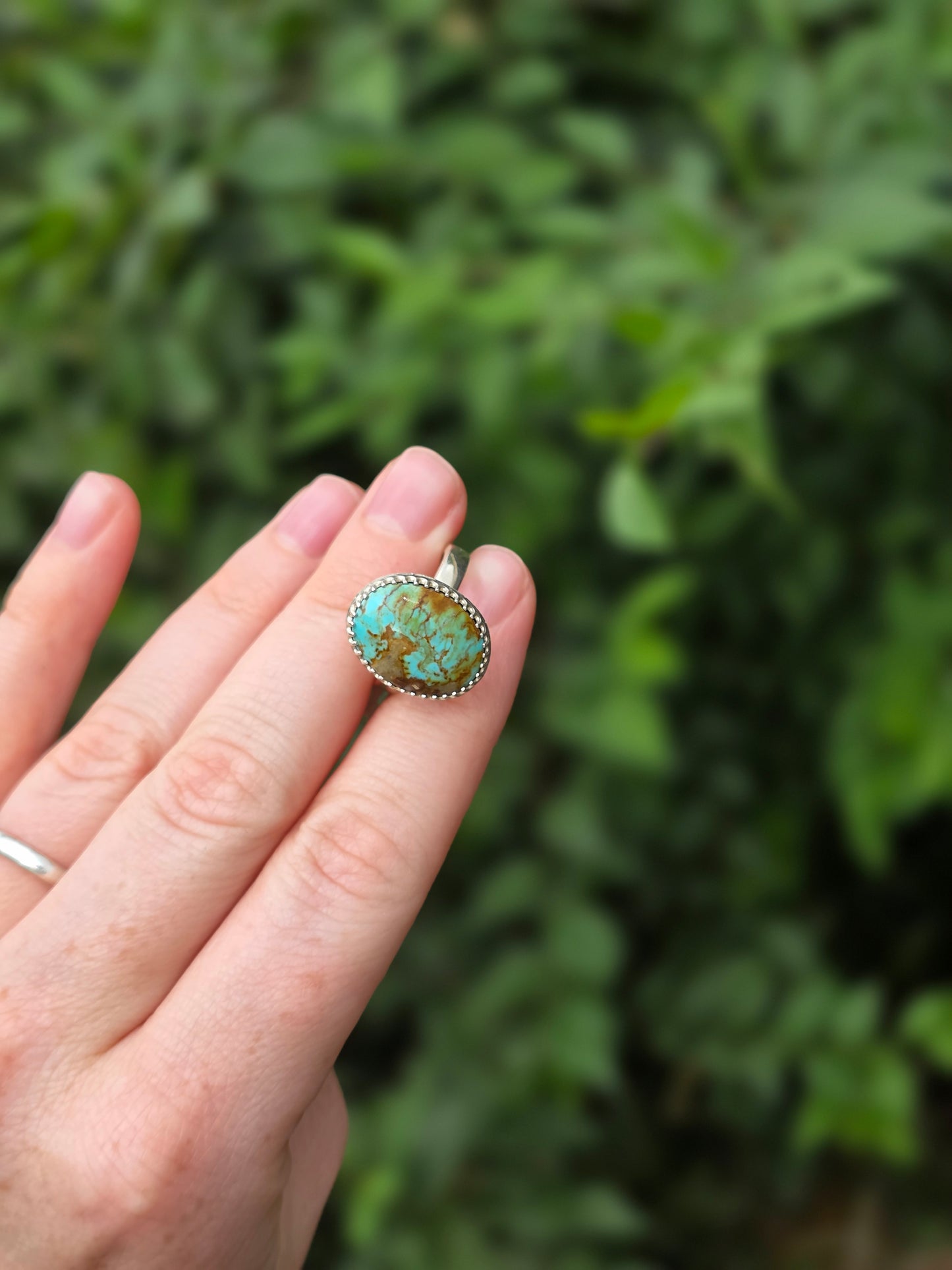 Sterling Silver Kingman Turquoise Navajo ring, Size 7